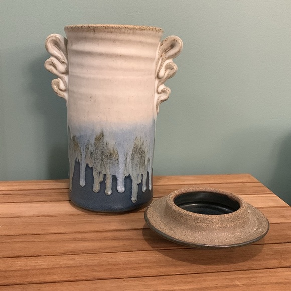 Handcrafted, Heavy Stoneware Vase with Lid - Picture 9 of 17
